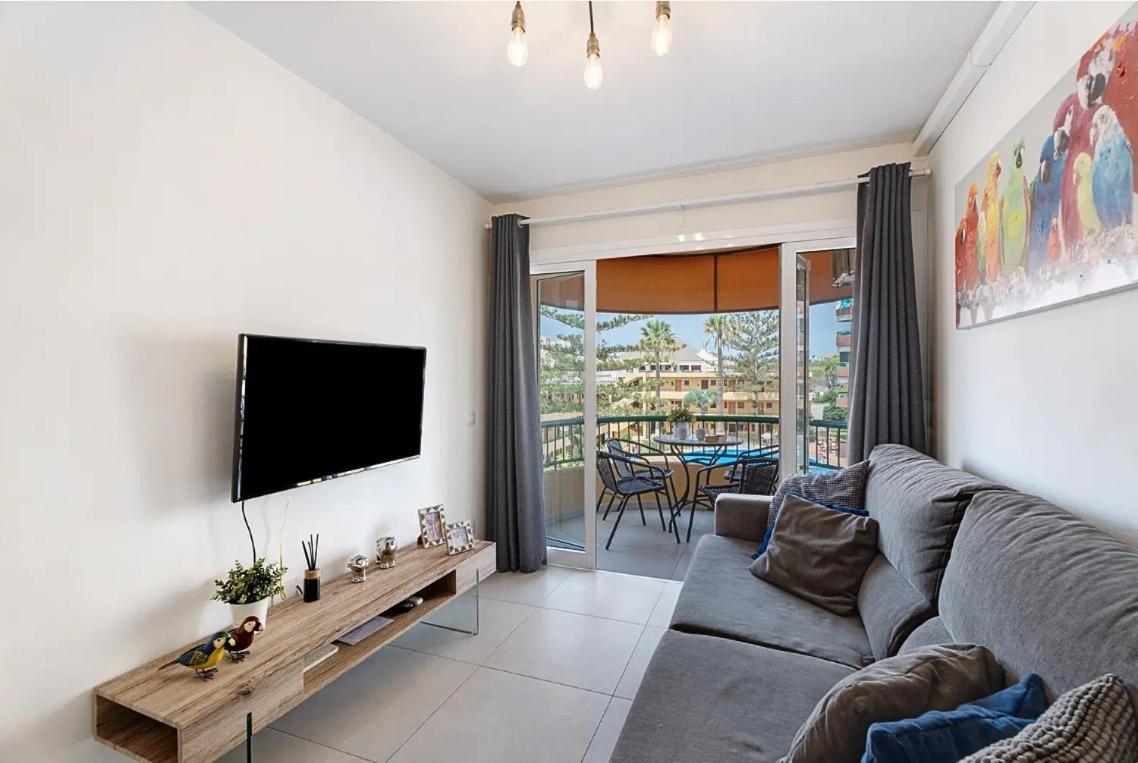 Apartamento De Lujo En Torre Del Sol, Playa De Las Americas Arona  Bagian luar foto