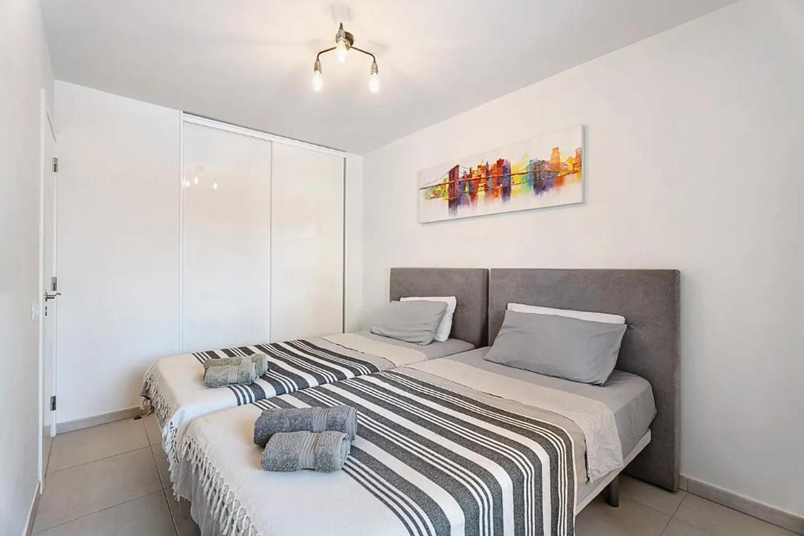 Apartamento De Lujo En Torre Del Sol, Playa De Las Americas Arona  Bagian luar foto