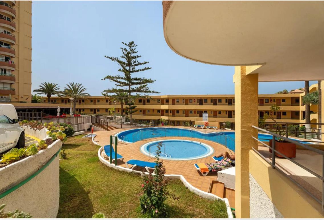 Apartamento De Lujo En Torre Del Sol, Playa De Las Americas Arona  Bagian luar foto
