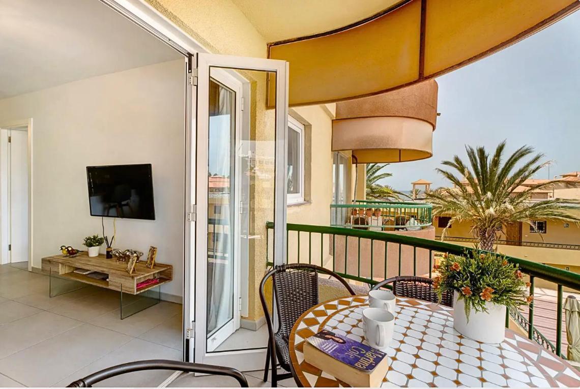 Apartamento De Lujo En Torre Del Sol, Playa De Las Americas Arona  Bagian luar foto